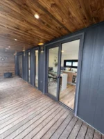 Bonito módulo Surf Box de 30m² - Imagen 9