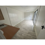 Contenedor habitable 11x3 m (33 m²) nueva con cocina y dormitorio aislada - Imagen 3